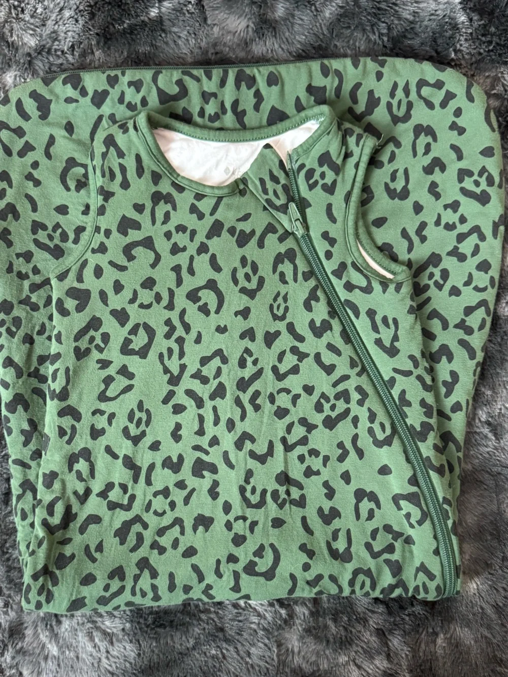 Kyte Baby Green Leopard Print Sleep Sack M 1.0 Tog